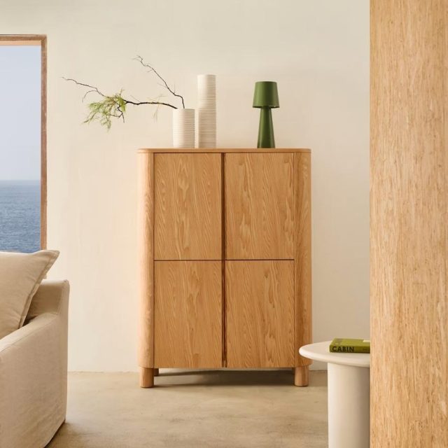 Transforma tu hogar en un oasis de confort con los muebles del comedor Salaya @kavehome 

Encuéntranos en:

Bell-lloc D’urgell : C/ de Torregrossa s/n (KAVE HOME Partner)
Tel: 973 56 03 00

Lleida: rambla d’Aragó 25
Tel. 973 20 43 64

Lleida: Carrer Baró de Maials, 14
Tel: 973 22 19 42

#daicarmobel #daicarcontract #kavehome #muebles