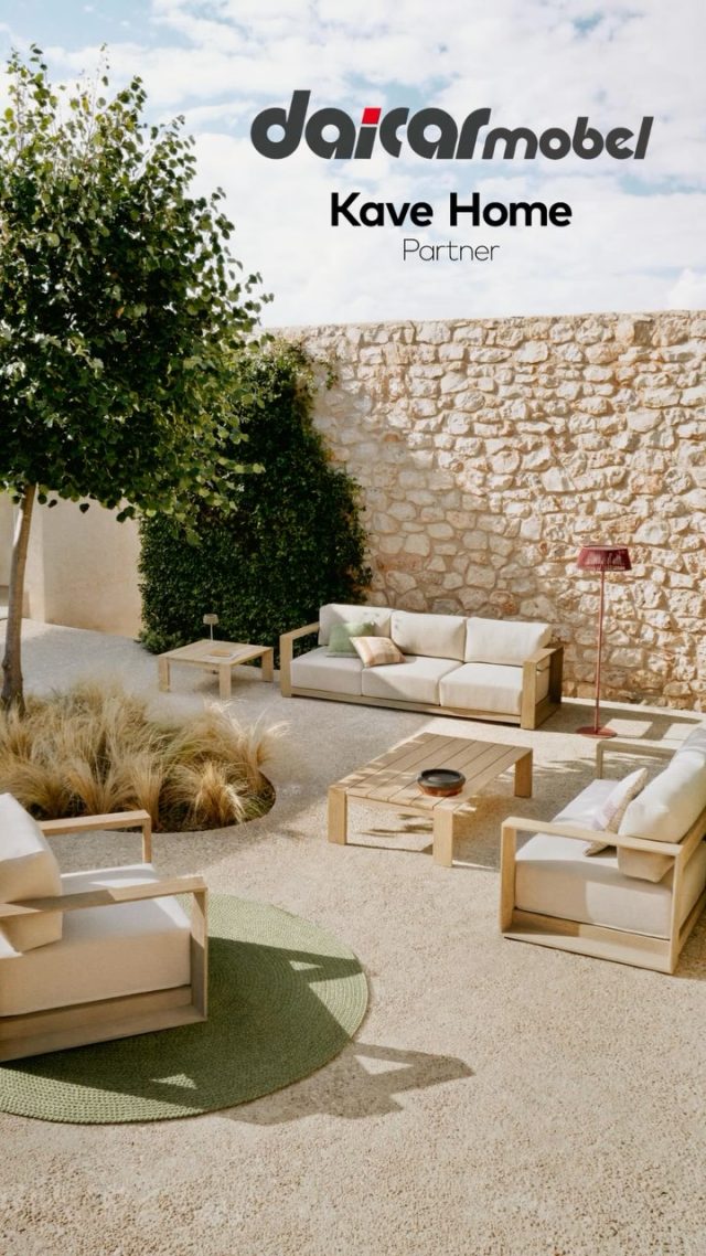 🌿✨ ¡Transforma tu jardín en tu rincón favorito! Nuestros muebles de exterior combinan estilo, comodidad y resistencia. Haz de cada momento al aire libre una experiencia inolvidable. 🏡 📩 ¡Escríbenos para más detalles y pedidos! 

 #MueblesDeJardín #DecoraciónExterior #Verano #daicarmobel #daicarcontract  #kavehome  #lleida #diseño 

Encuéntranos en:

Bell-lloc D’urgell : C/ de Torregrossa s/n 
(KAVE HOME Partner)
Tel: 973 56 03

Lleida: Carrer Baró de Maials, 14
Tel: 973 22 19 42