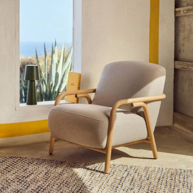 ¡Descubre el confort y la elegancia en su máxima expresión con nuestra Butaca Sylo! 😍✨ de la mano de @kavehome 

Encuéntranos en:

Bell-lloc D’urgell : C/ de Torregrossa s/n (KAVE HOME Partner)
Tel: 973 56 03 00

Lleida: rambla d’Aragó 25
Tel. 973 20 43 64

Lleida: Carrer Baró de Maials, 14
Tel: 973 22 19 42

#ButacaSylo #Decoración #MaderaSostenible #EstiloNórdico #DiseñoInteriores #EcoFriendly #ConfortElegante #HogarSostenible #daicarmobeloficial #daicarcontract